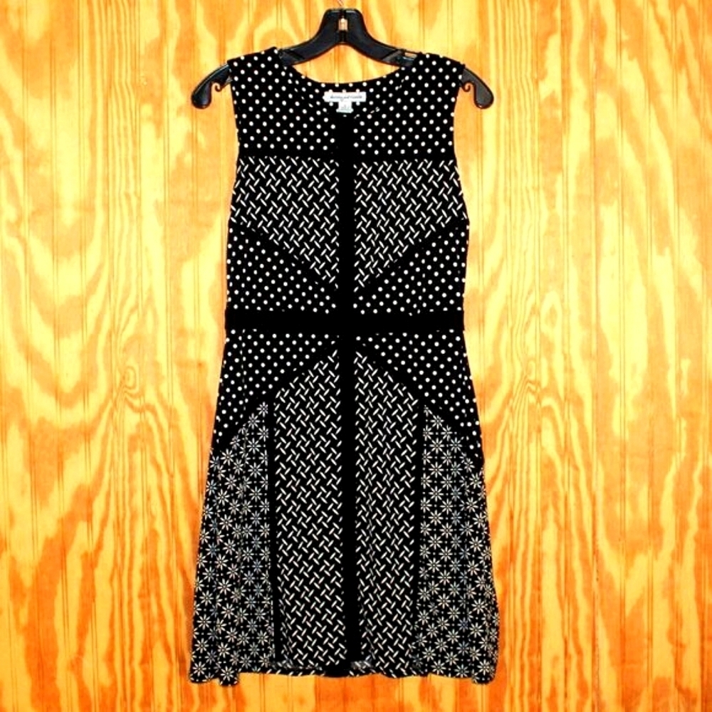 Danny & Nicole Black & White Mixed Print Dress - Size S (Sleeveless & Stylish!)